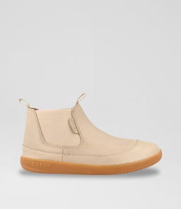 KP TRAVELER BQ OAT MILK LEATHER