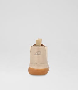 KP TRAVELER BQ OAT MILK LEATHER
