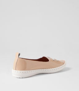 WOMANS SU NUDE WHITE SOLE PATENT LEATHER